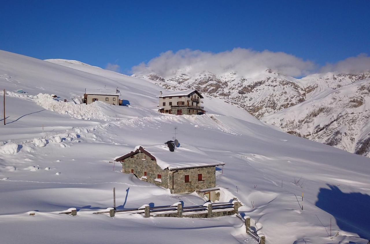 Alpino Lodge Bivio Livigno Bagian luar foto